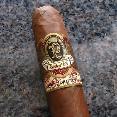 購入 Custom Self Adhesive 3D Embossed Gold Foil Cigar Label with ISO9001 Certification for Premium Branding online manufacture